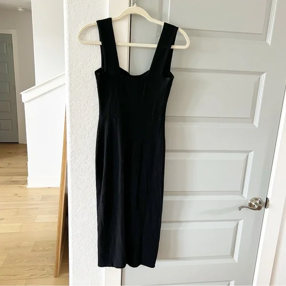 Reformation Cassi Knit Ribbed Midi Dress - Picture 4 of 6